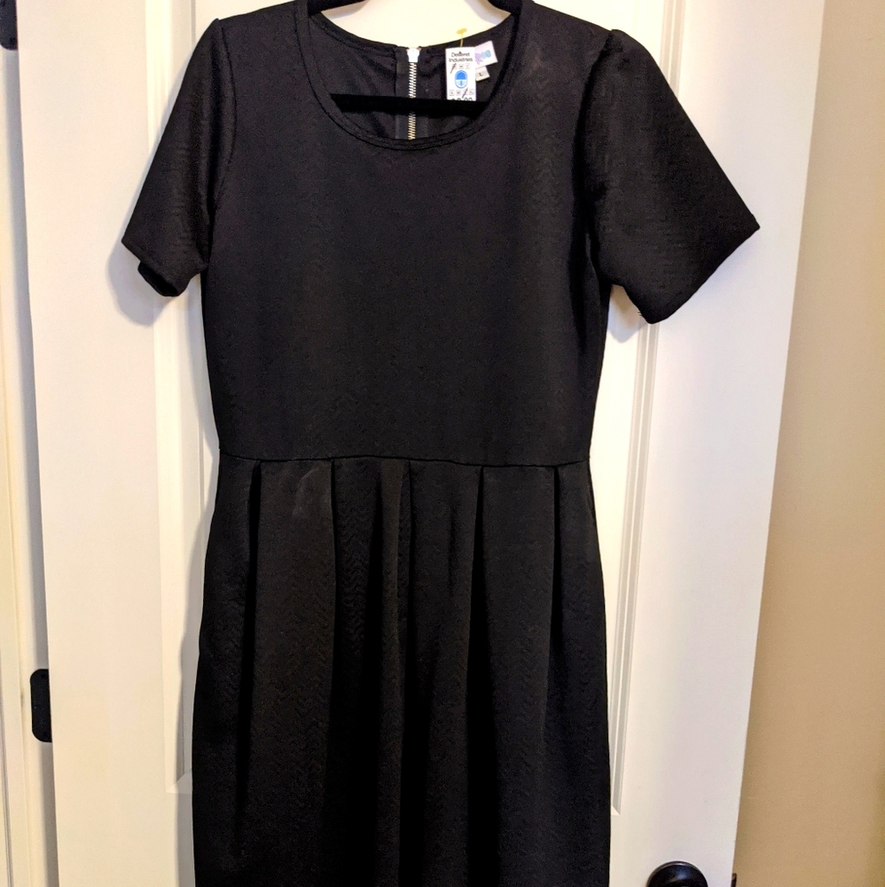Black Amelia LuLaRoe Dress